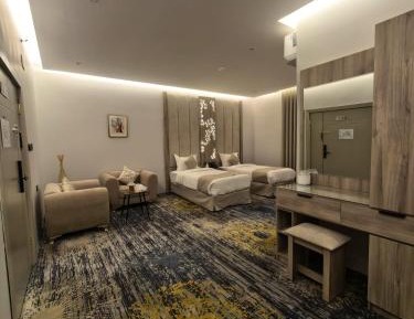 Standard Double Room with Shared Bathroom