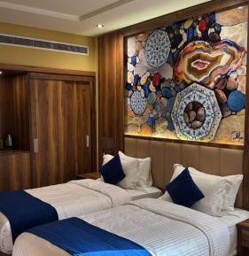 Twin Room with Pool View