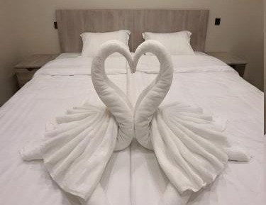 Studio Apartment with King Bed