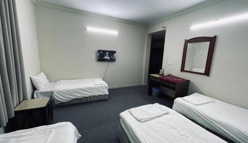 Triple Room with Private Bathroom