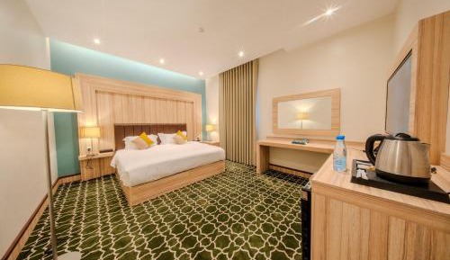 Deluxe King Room