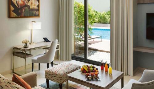 Residence Studio with Pool View