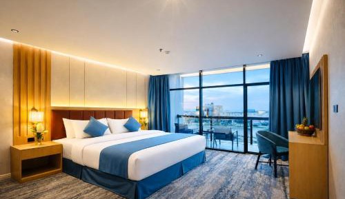 King Suite with Balcony