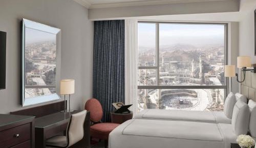 Classic Triple Room with Kaaba View