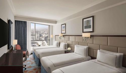 Classic Quadruple Room with Kaaba View