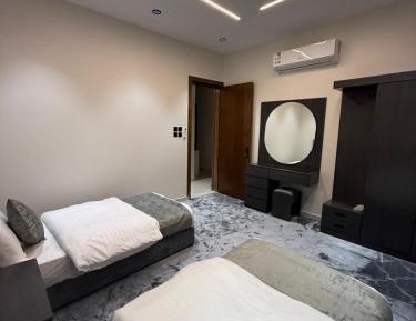 Large Single Room