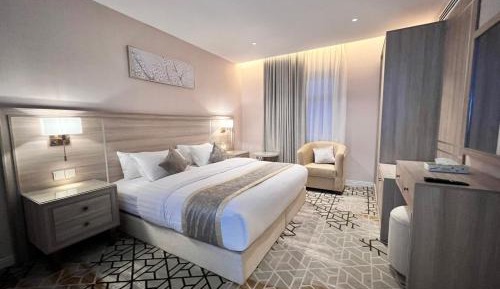 King Room with Spa Bath