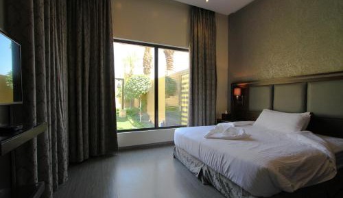 Villa 8