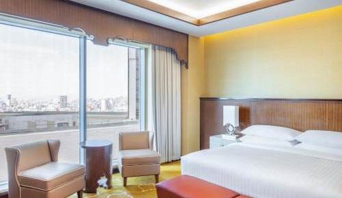 Deluxe King Room, Guest room, 1 King, City view