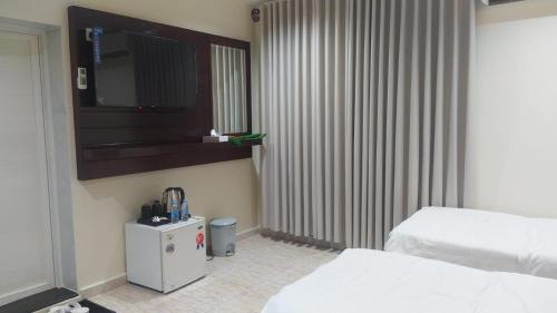 Double or Twin Room with Bathroom
