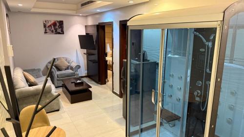 Suite with Spa Bath