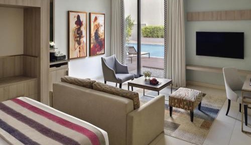 Residence Studio with Pool Access and Patio