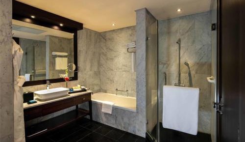 Two-Bedroom King Suite