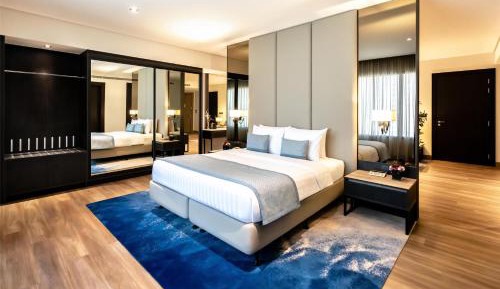 Junior King Suite