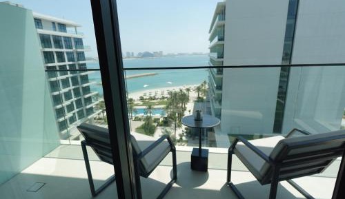 Two-Bedroom Apartment with Balcony and Sea View
