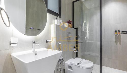 Three-Bedroom Deluxe Apartment