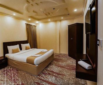 Large Twin Room