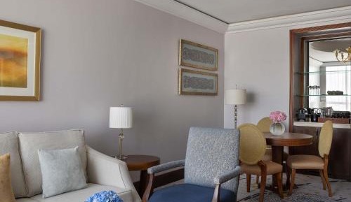  Signature One Bedroom Suite Partial Kaaba View