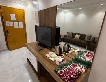 Studio Apartment with One Double Bed