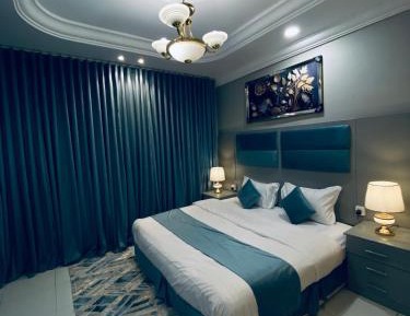 Two-Bedroom Deluxe Apartment