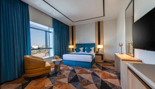 Deluxe King Room