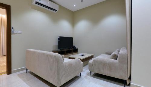 King Studio with Sofa Bed