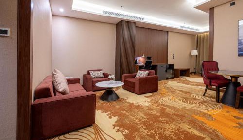 Deluxe Suite