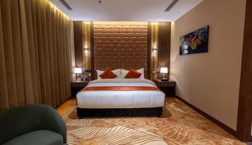 Deluxe King Room