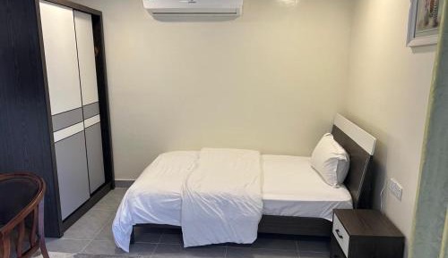 Economy Single Room