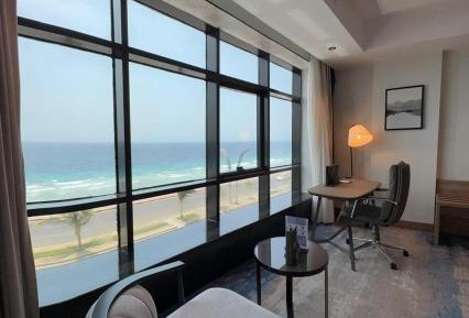 Deluxe Suite with Sea View