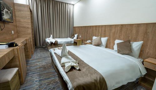 Two-Bedroom Suite