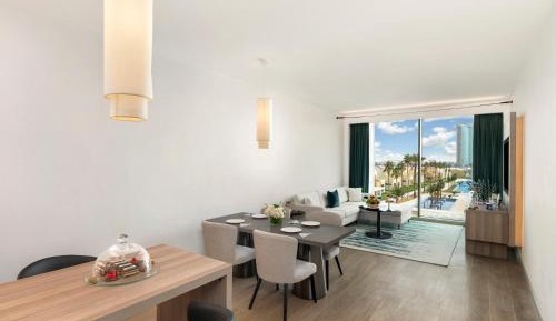 Executive Suite with Pool View