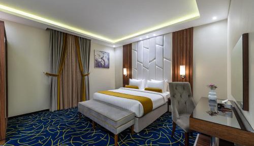 Suite with Spa Bath