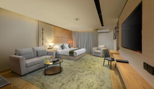Standard King Room
