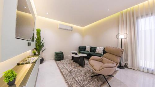 Deluxe One-Bedroom Apartment
