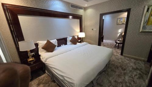 Premium Suite
