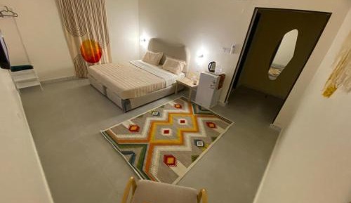 Deluxe King Room