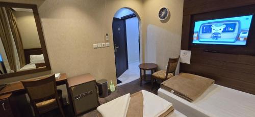 Triple Room with Private Bathroom