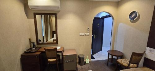 Quadruple Room with Private Bathroom