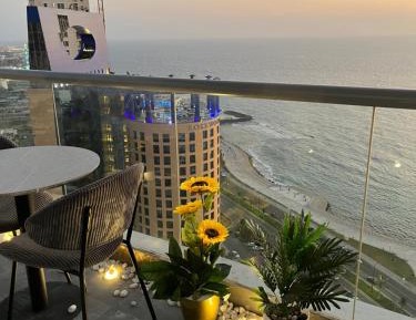 Two-Bedroom Apartment with Terrace and Sea View