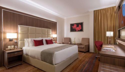 1 King Bed Executive Suite With City View