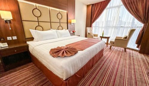 Deluxe King Room