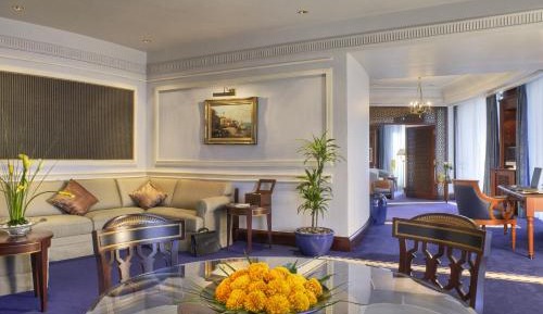 Rosewood Suite