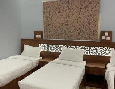 Economy Triple Room