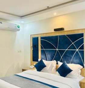 Suite with City View