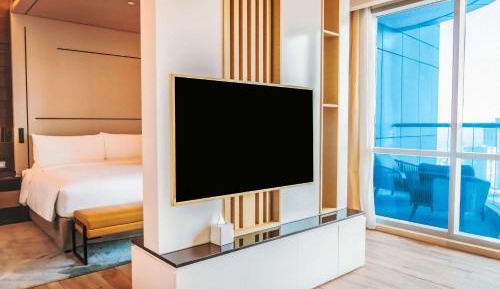 King Deluxe Studio with Balcony
