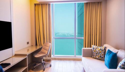 Four-Bedroom Family Suite with Sea View and Balcony