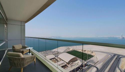 One-Bedroom Apartment with Balcony
