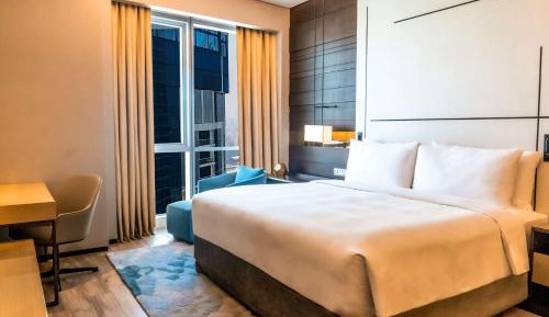 One-Bedroom Apartment with King Bed