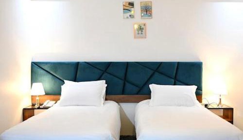 Twin Room with Private Bathroom